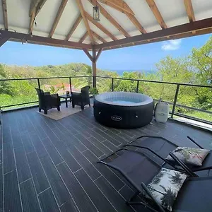 https://monetoile-charmant-bas-de-villa.comcaribbean.com